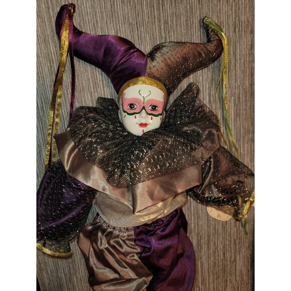 Brinn’s Pierrot Harlequin Jester Doll Limited Edition Porcelain Musical EUC - Picture 5 of 10